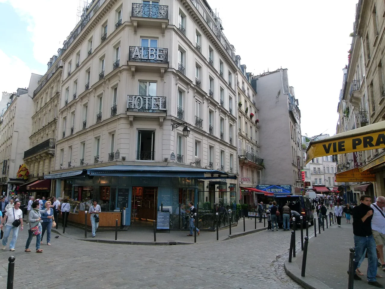 Una calle del Barrio Latino, cerca de Saint-Michel.